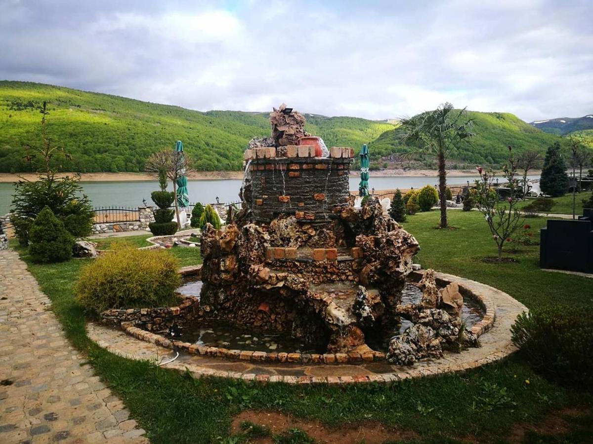 Rey Hotel Μαύροβο Εξωτερικό φωτογραφία