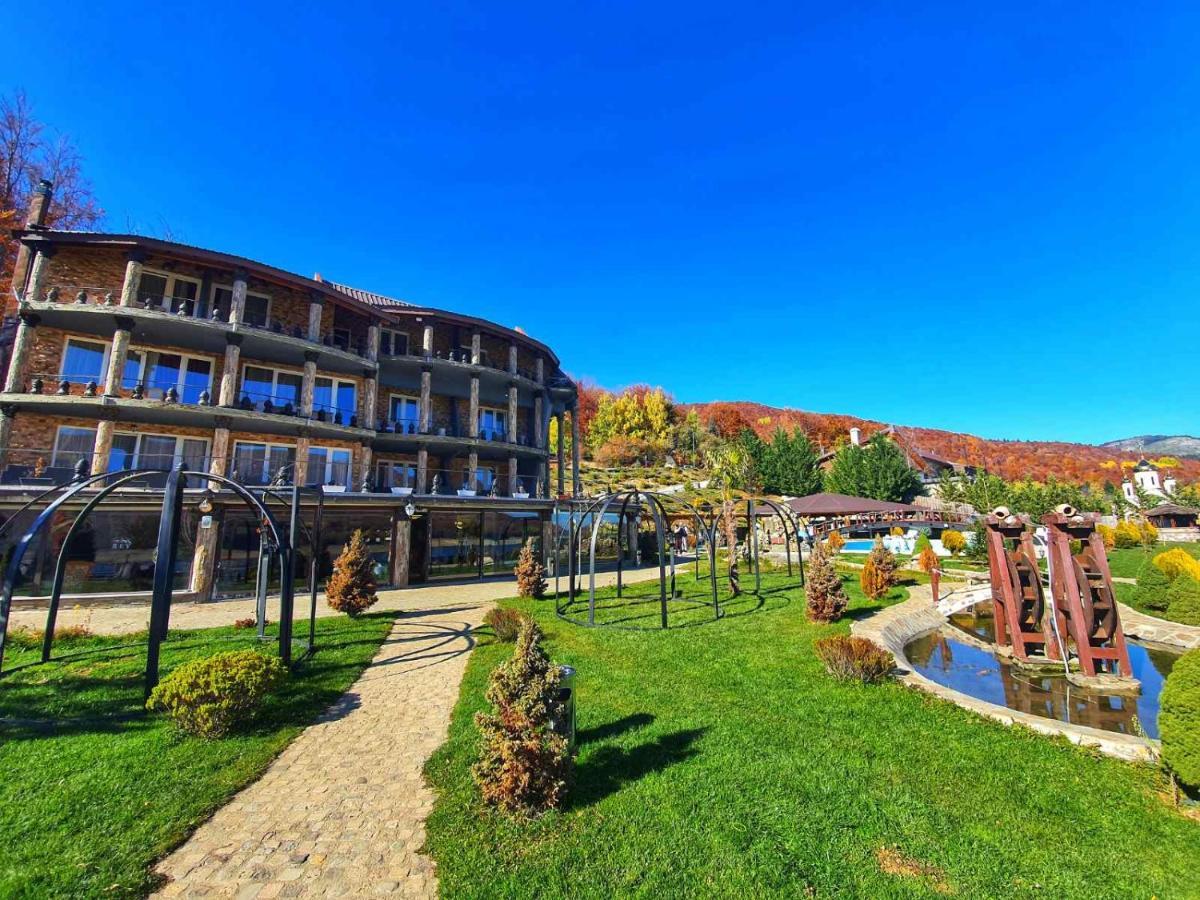 Rey Hotel Μαύροβο Εξωτερικό φωτογραφία