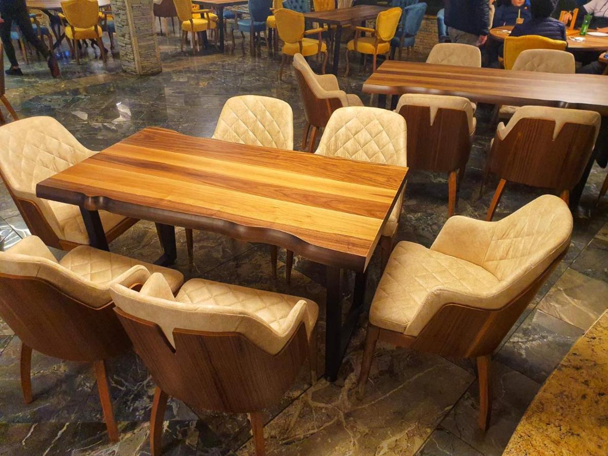 Rey Hotel Μαύροβο Εξωτερικό φωτογραφία