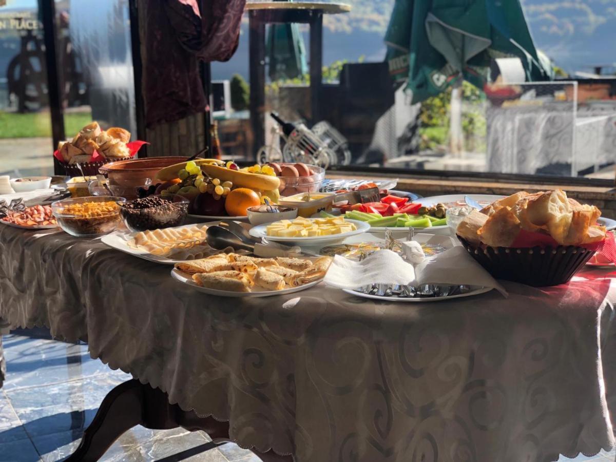 Rey Hotel Μαύροβο Εξωτερικό φωτογραφία