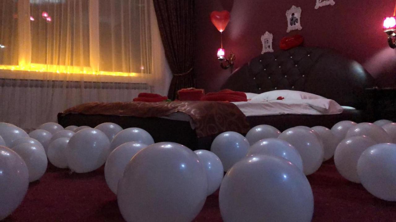 Rey Hotel Μαύροβο Εξωτερικό φωτογραφία