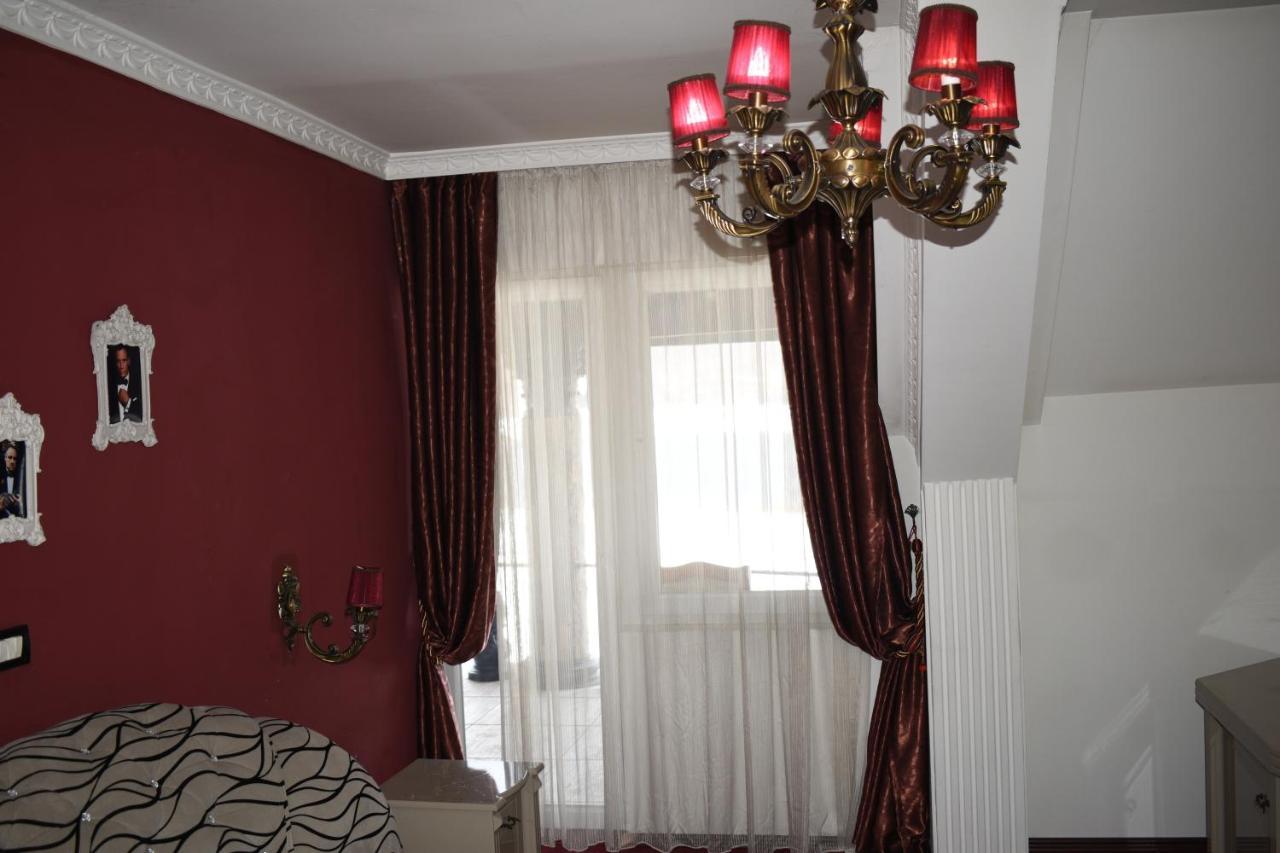 Rey Hotel Μαύροβο Εξωτερικό φωτογραφία